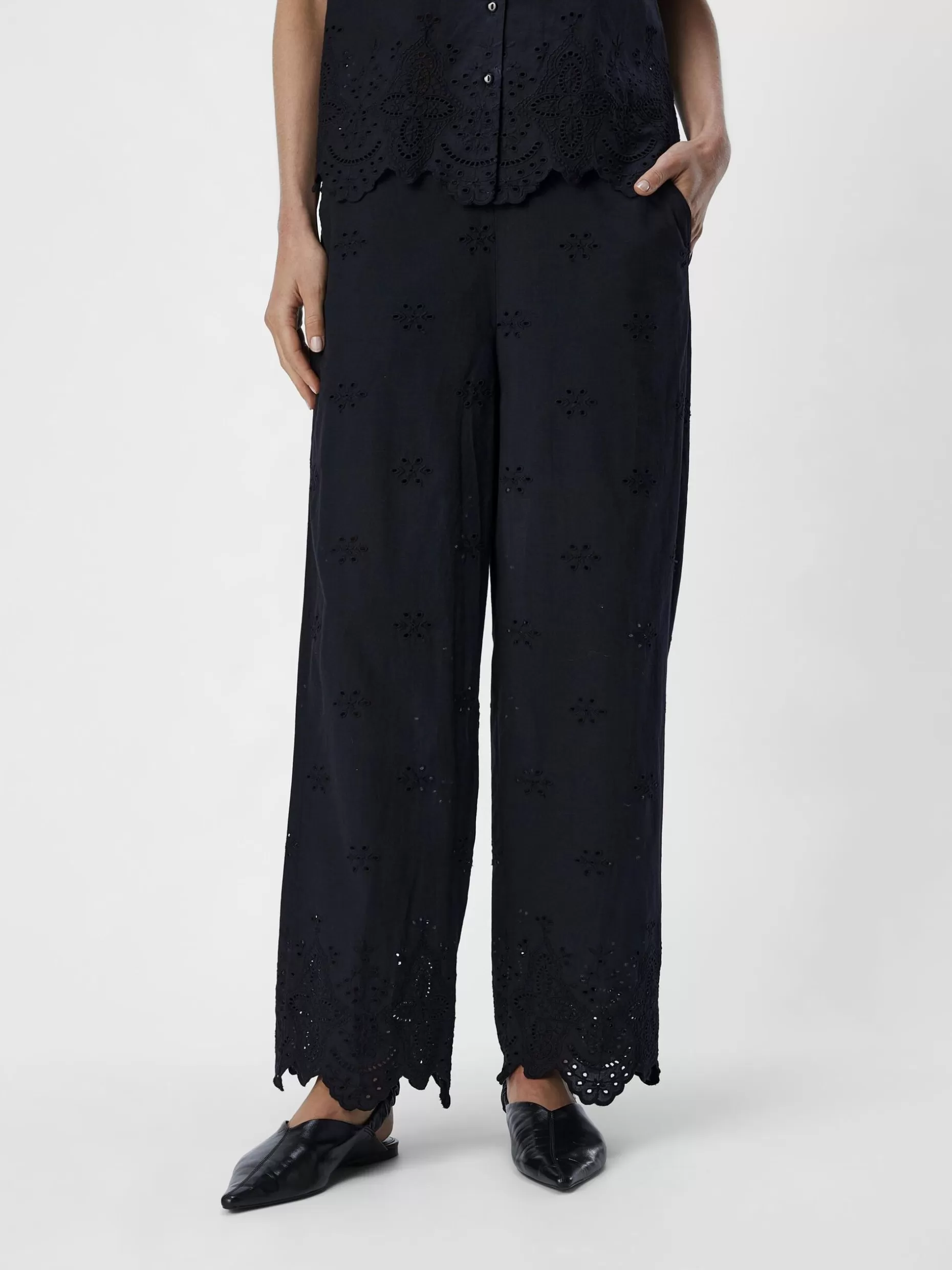 OBJECT BRODERIE ANGLAISE BROEK Black Shop