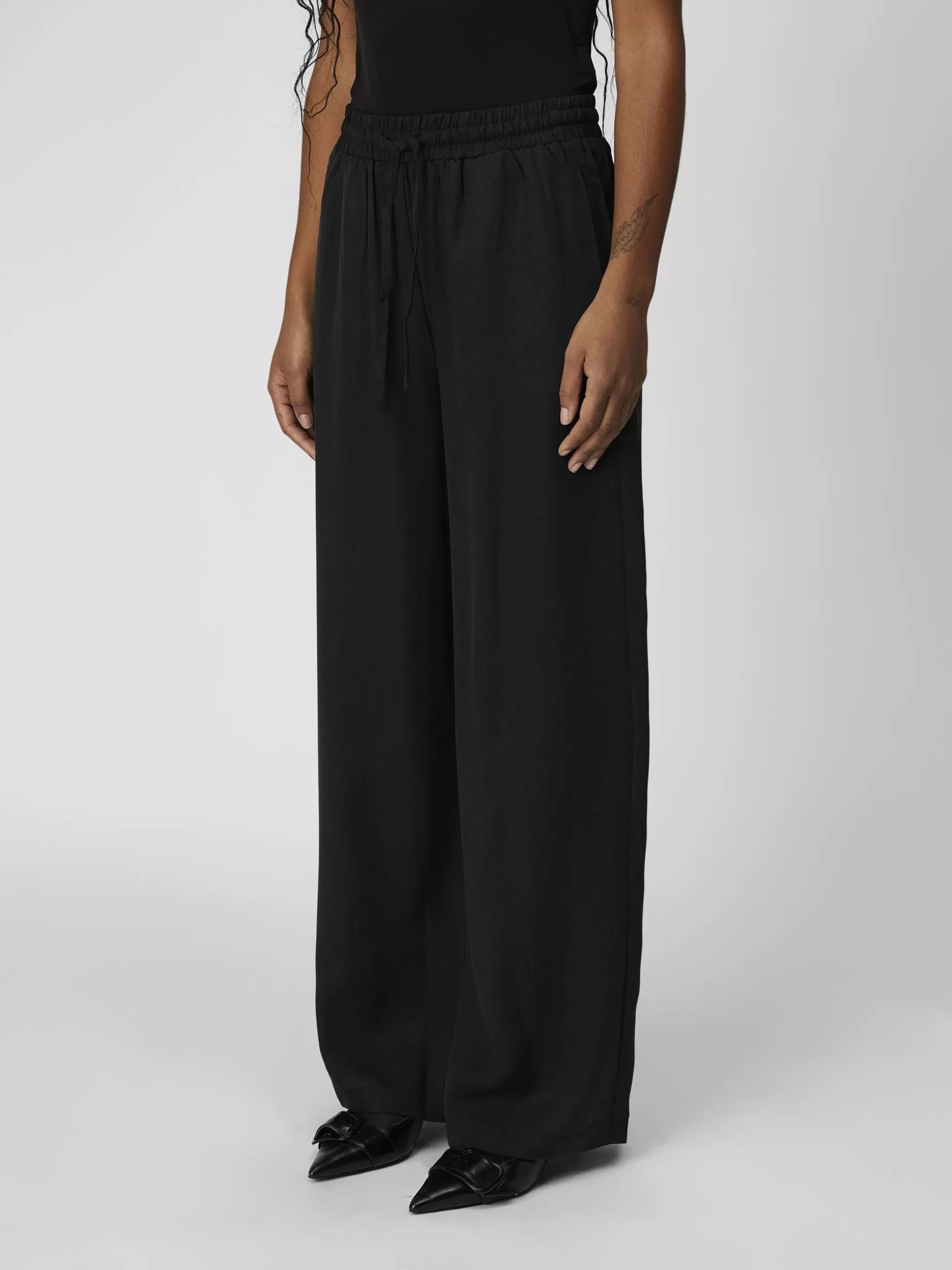 OBJECT CASUAL WIDE LEG BROEK Black Store