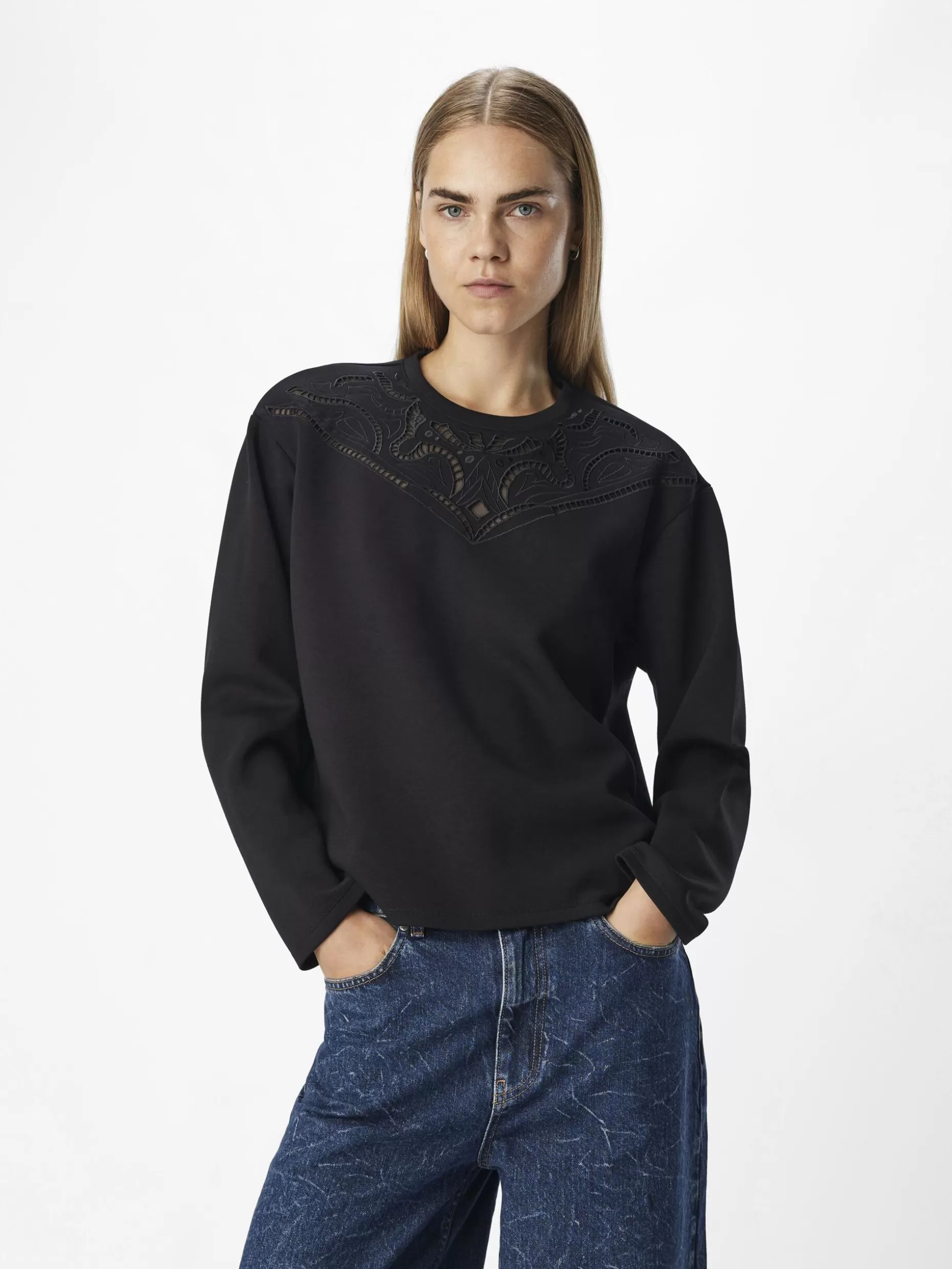 OBJECT LANGE MOUWEN TRUI Black Store